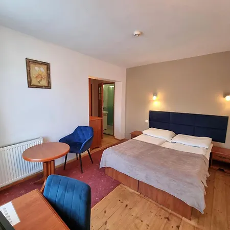 Roza Wiatrow 3* קרפאז'