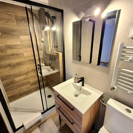 Roza Wiatrow 3* קרפאז'