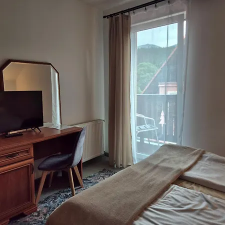 Roża Wiatrów Casa de hóspedes 4*