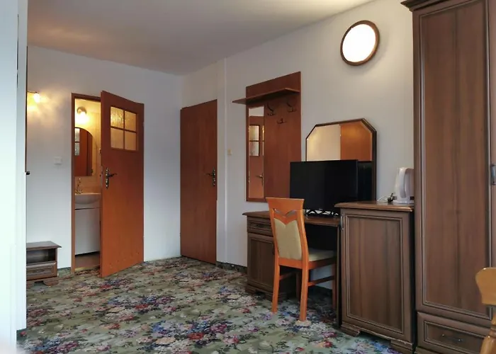 Guest house Roza Wiatrow 3*