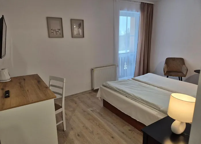 Guest house Roza Wiatrow 3*